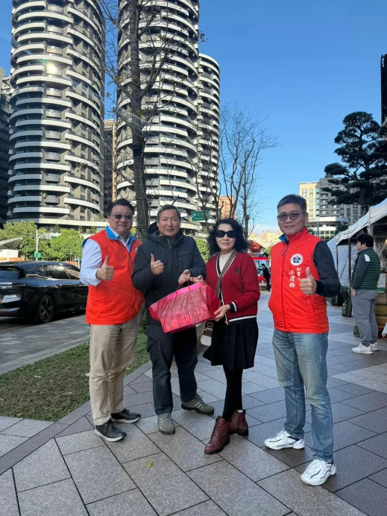 參加桃園中小企業協會交接典禮 照片 9