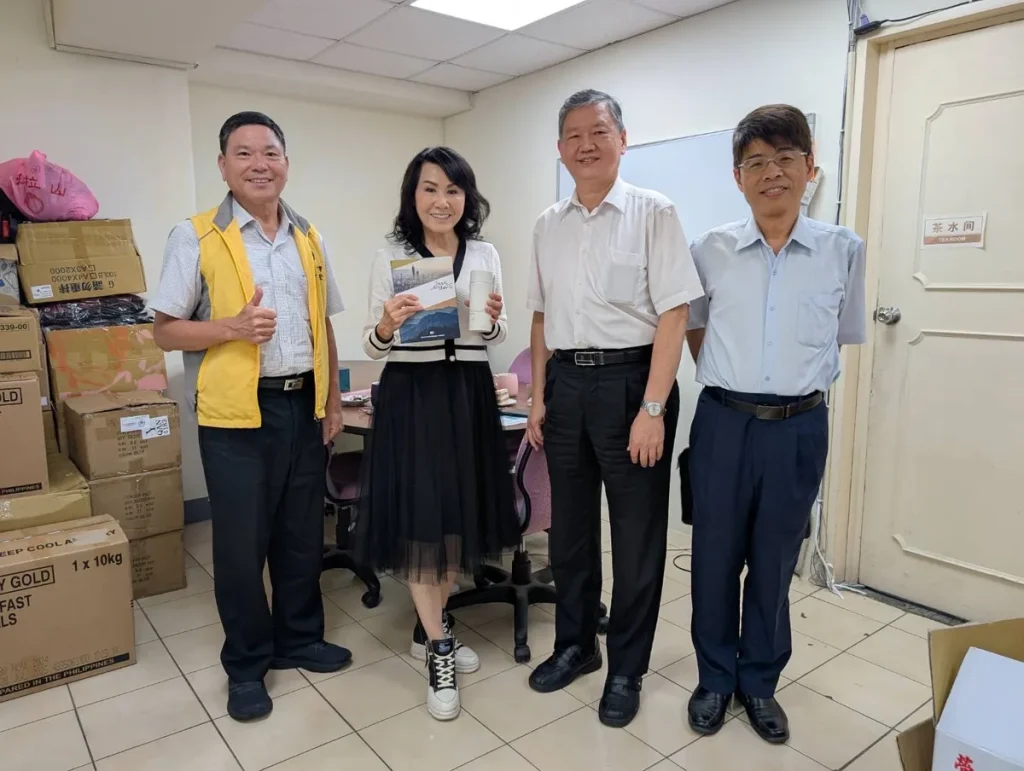 中小企業信用保證基金呂文峯副總一行來訪 照片 2