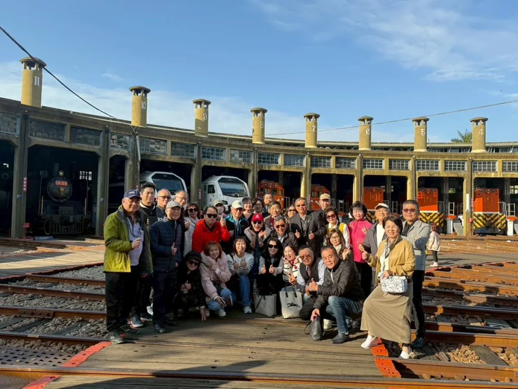 參加雲林縣中小企業理事長交接典禮暨彰化扇形車站一日旅遊 照片 9